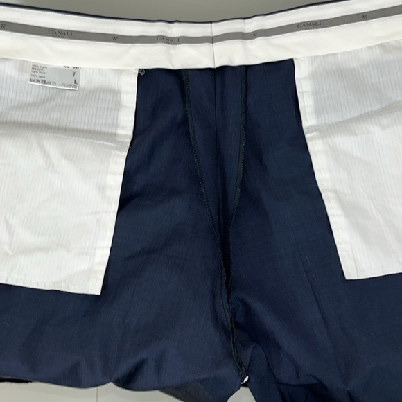 Canali Dress Pants Like New, Size 40” Waist and 33” Inseam.100% Wool, Navy Blue - Picture 14 of 16